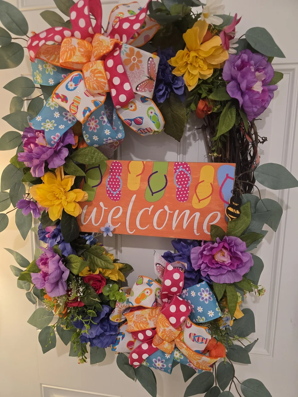Bright Floral Welcome Wreath with Flip-Flop Sign